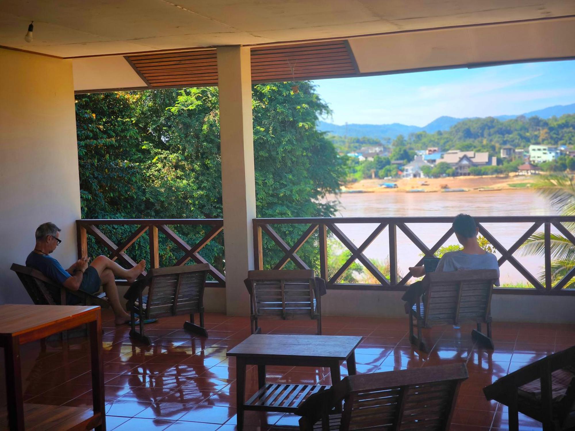 Sabaydee Guesthouse Ban Houayxay Esterno foto